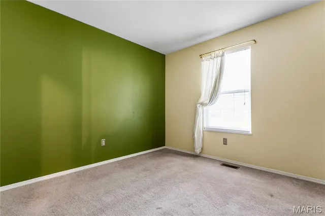 $335,000 | 11 Bryan Valley Court, O'Fallon, MO 63366