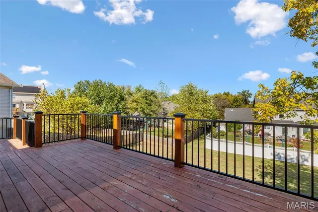 $335,000 | 11 Bryan Valley Court, O'Fallon, MO 63366