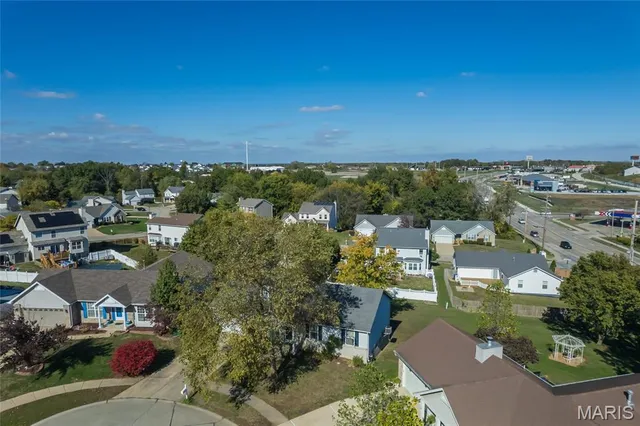 $335,000 | 11 Bryan Valley Court, O'Fallon, MO 63366
