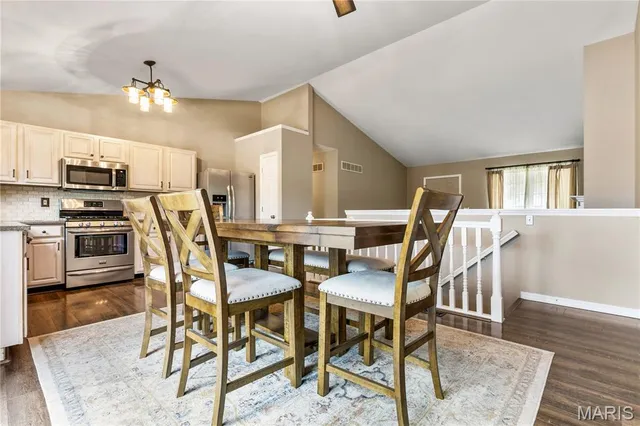 $335,000 | 11 Bryan Valley Court, O'Fallon, MO 63366