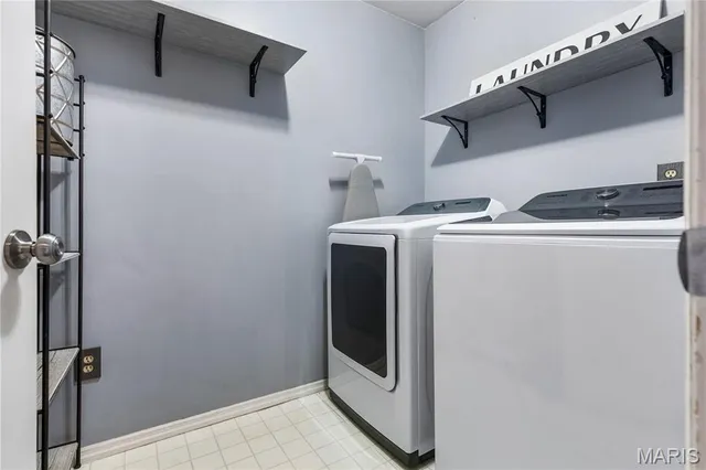 $335,000 | 11 Bryan Valley Court, O'Fallon, MO 63366