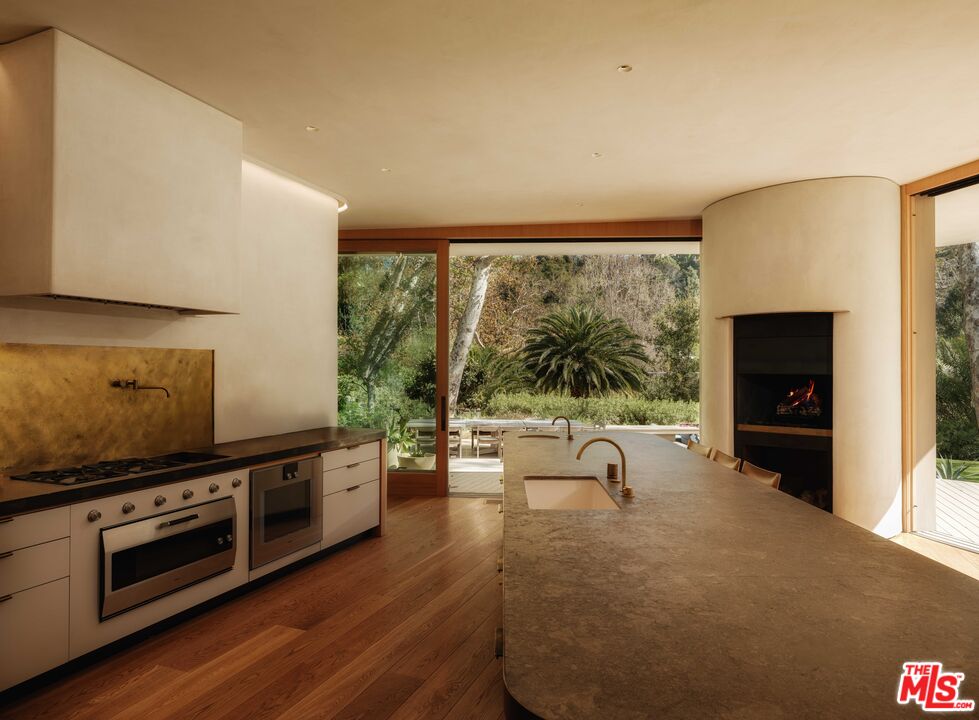 800 Brooktree Road Pacific Palisades, CA 90272 - Photo 5 of 27