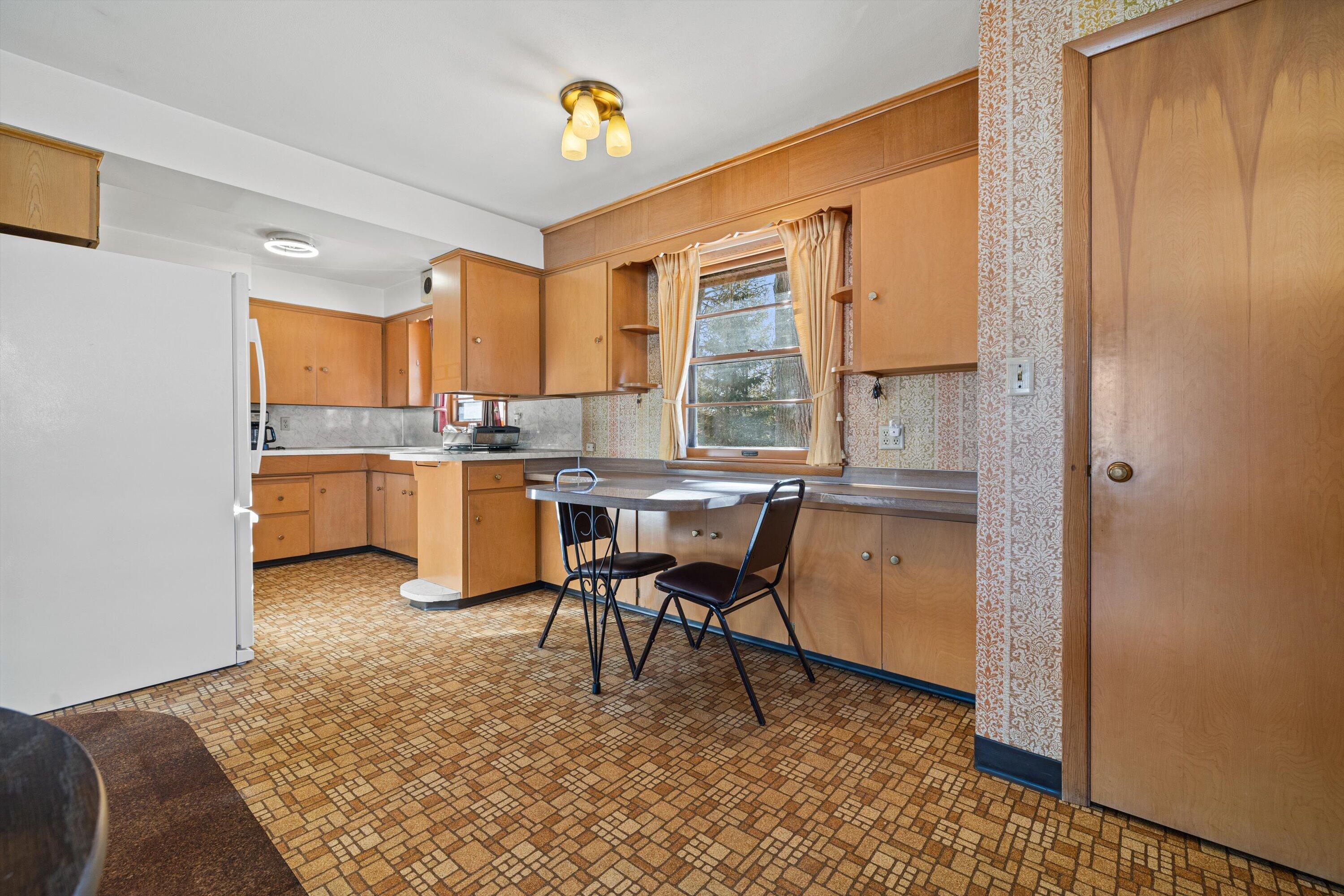 3925 83rd Place Pleasant Prairie, WI 53142 - Photo 11 of 39 04-IMG_4407