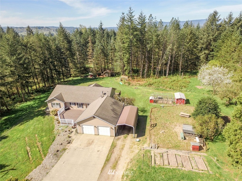 513 Powell Road Castle Rock, WA 98611 - Photo 1 of 24