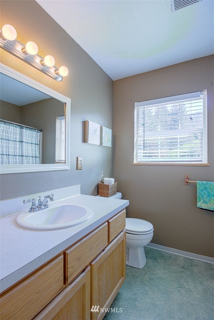 513 Powell Road Castle Rock, WA 98611 - Photo 17 of 24