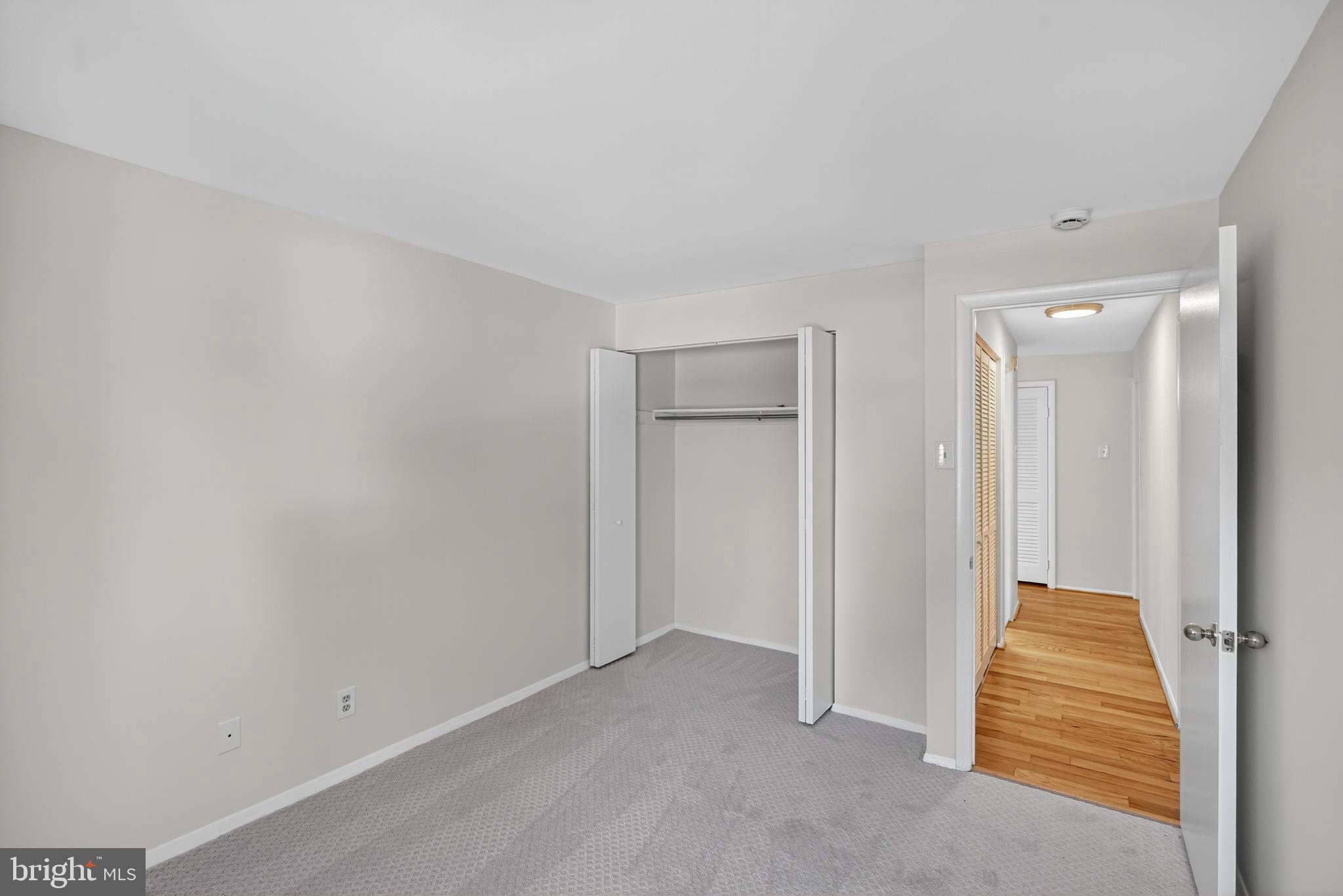 18910 Smoothstone Way, Unit 4 Montgomery Village, MD 20886 - Photo 11 of 30 a view of room with stairs