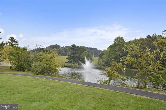 $229,900 | 18910 Smoothstone Way, Unit 4, Montgomery Village, MD 20886