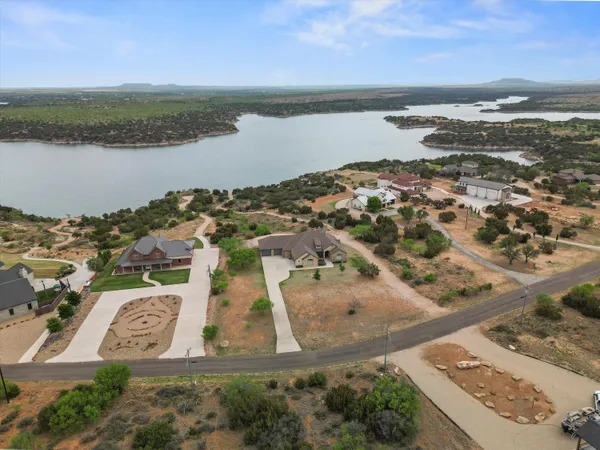 $999,000 | 91 Sierra Vista Drive, Justiceburg, TX 79330
