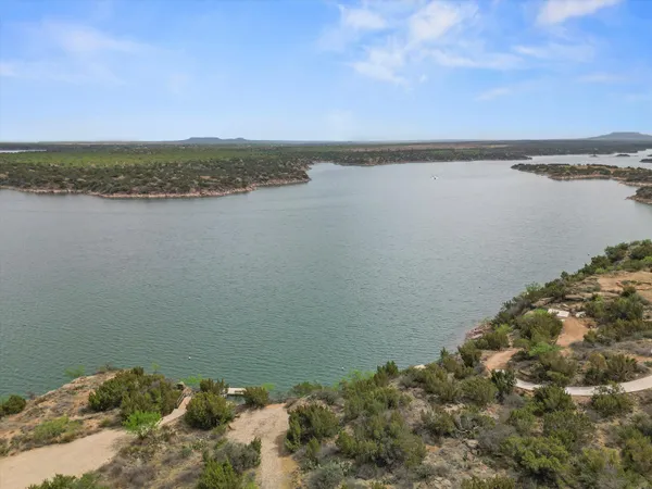 $999,000 | 91 Sierra Vista Drive, Justiceburg, TX 79330