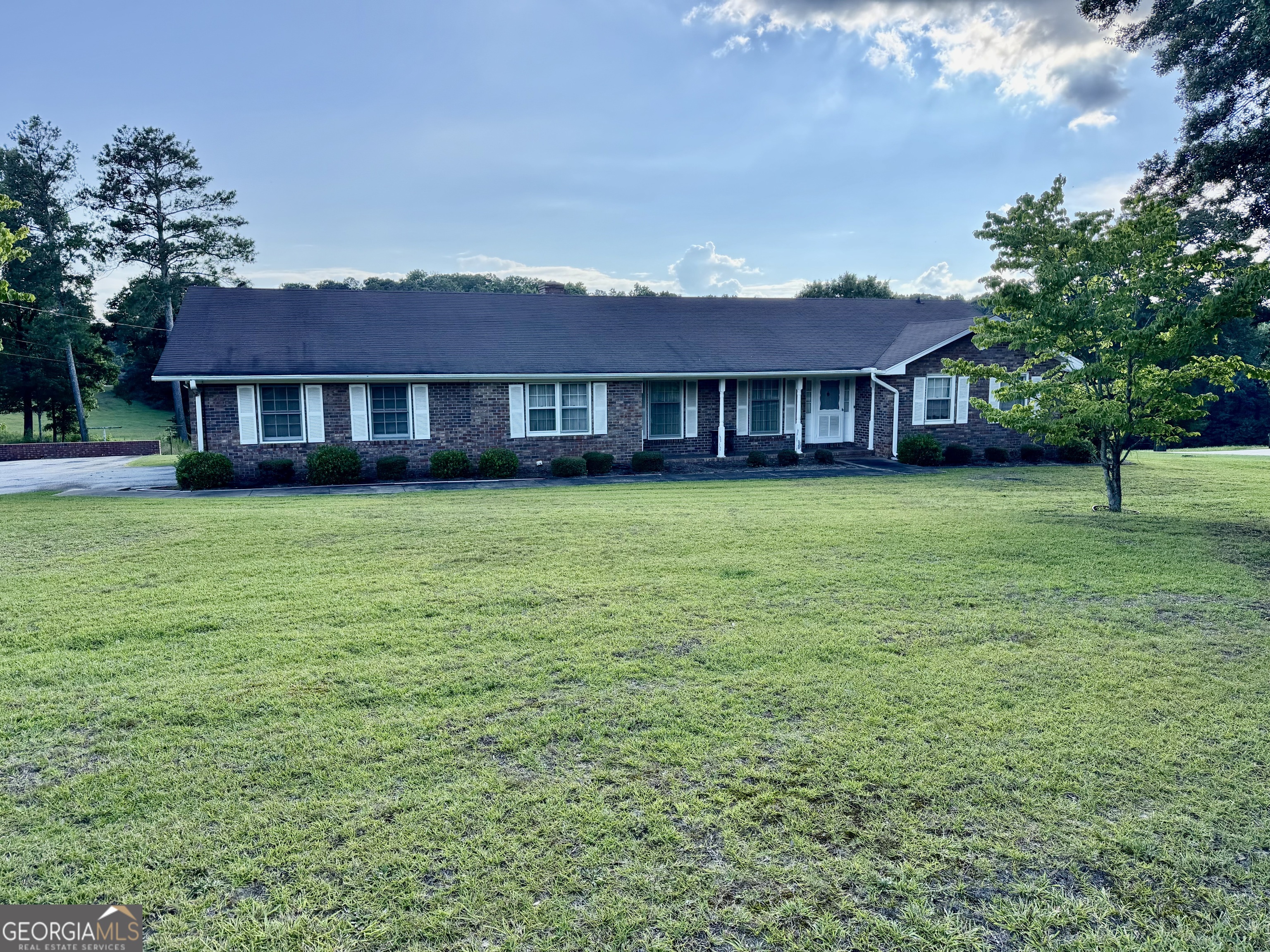 1245 Crestview Drive Elberton, GA 30635 - Photo 5 of 40