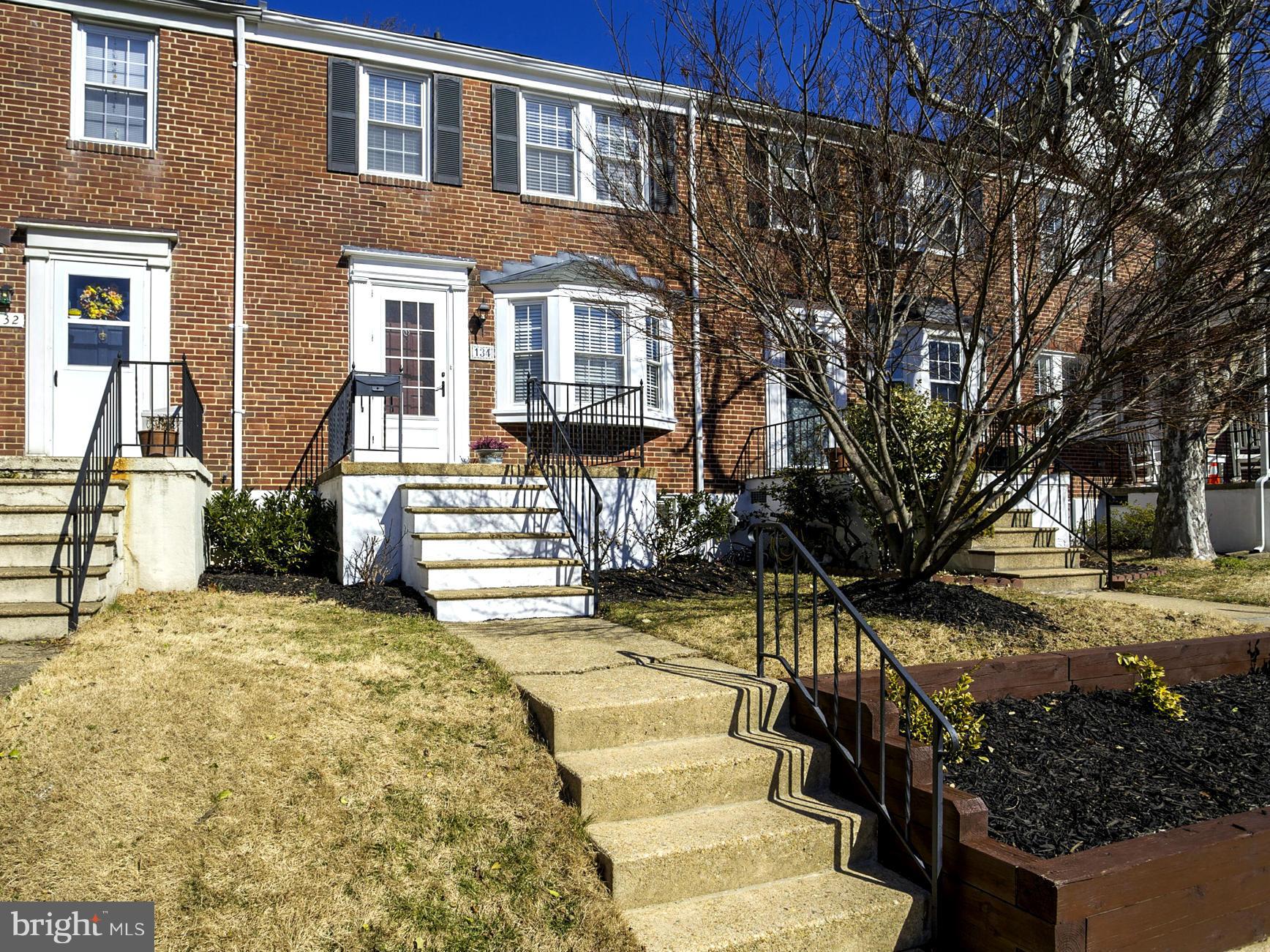 134 Overbrook Road Baltimore, MD 21212 - Photo 1 of 27 Exterior (Front)