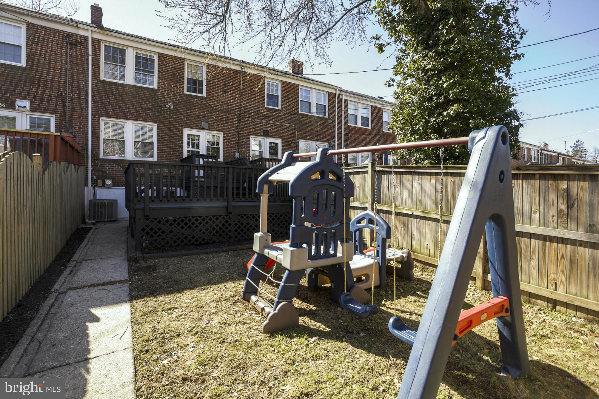 134 Overbrook Road Baltimore, MD 21212 - Photo 25 of 27 Fenced back yard