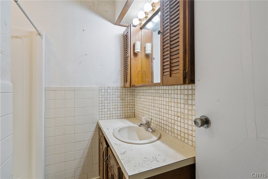 436 Rowlee Road Fulton, NY 13069 - Photo 36 of 48 Gallery Image 36