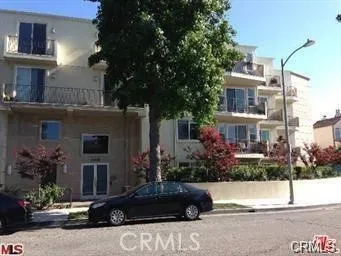 $3,799 | 14412 Killion Street, Sherman Oaks, CA 91401