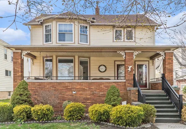$1,900 | 2716 Van Alstyne Street, Wyandotte, MI 48192