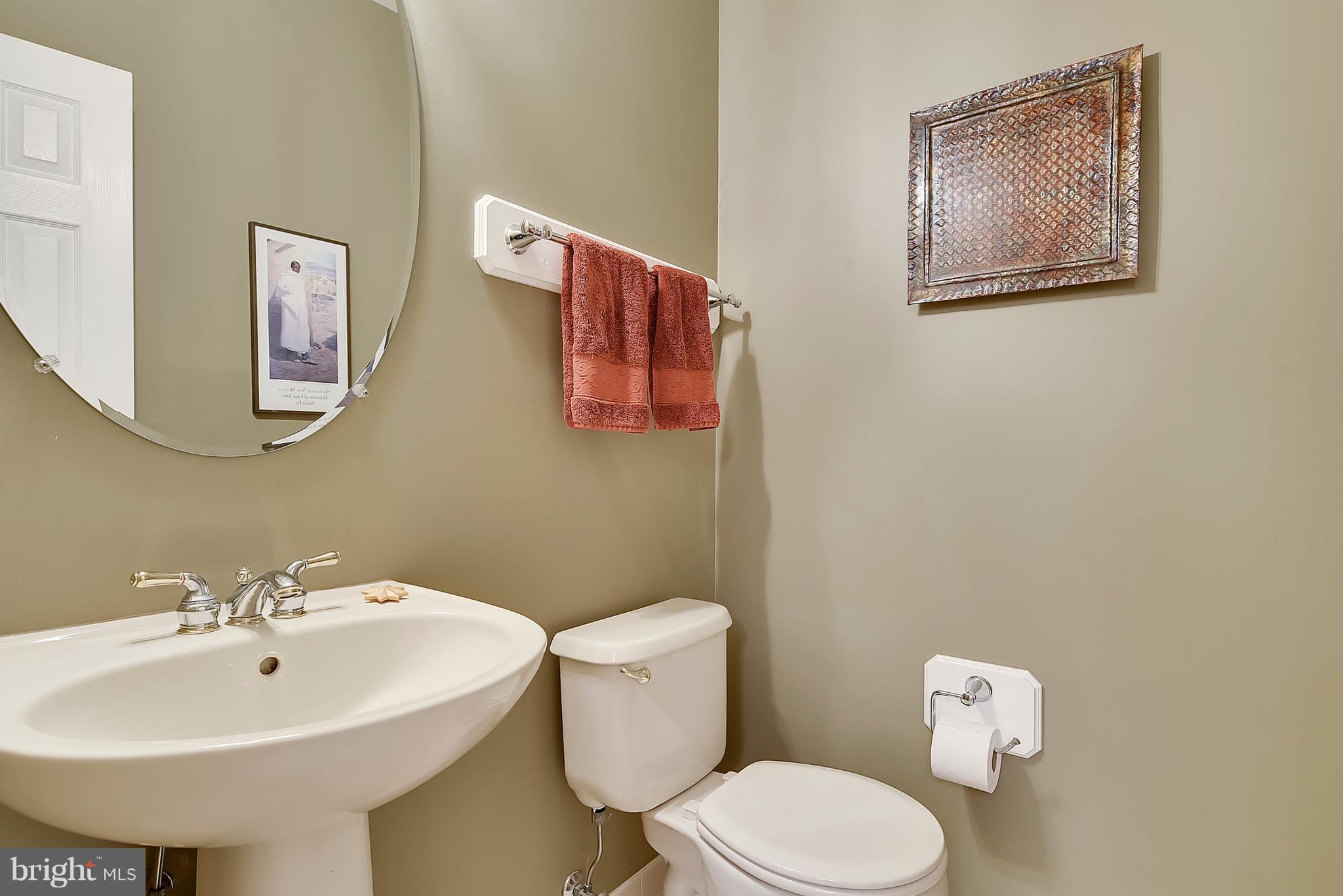 1270 Wild Hawthorn Way Reston, VA 20194 - Photo 16 of 26 Powder room on main level