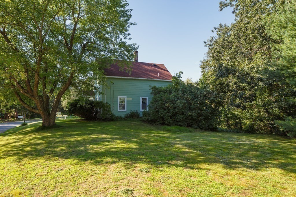 227 Brandy Brow Road Haverhill, MA 01830 - Photo 11 of 36 Gallery Image 11