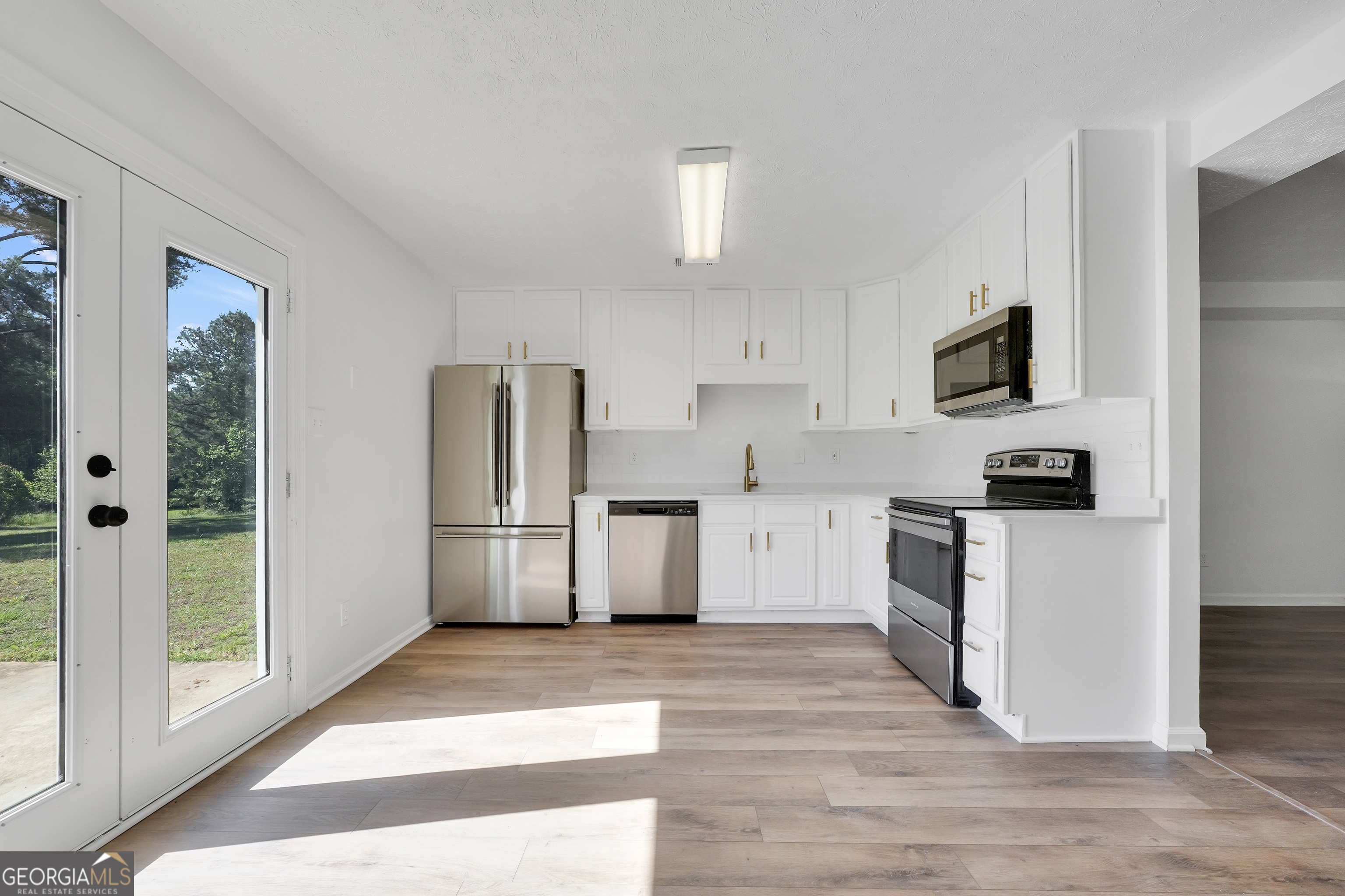 1187 Dixie Road Covington, GA 30014 - Photo 16 of 43