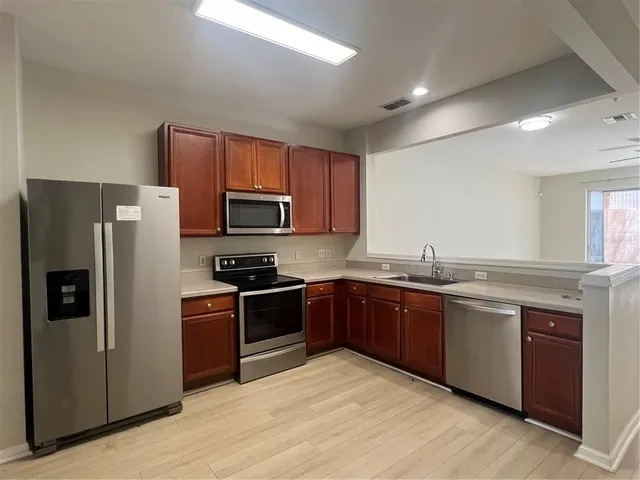 $2,500 | 3151 Sinclair Street, Unit 104, Orlando, FL 32835