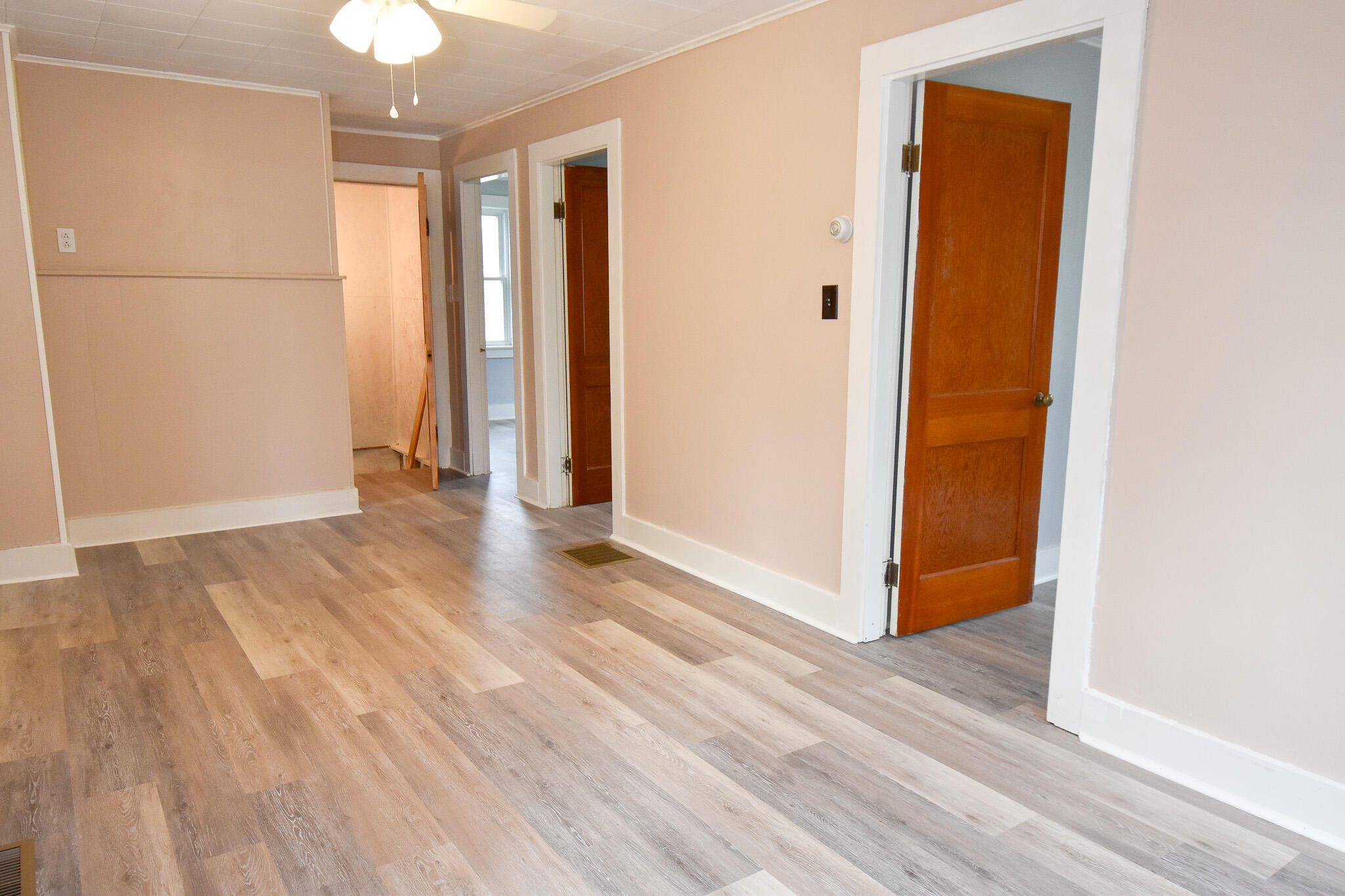 245 Main Street Corinth, ME 04427 - Photo 21 of 57 DSC_0271
