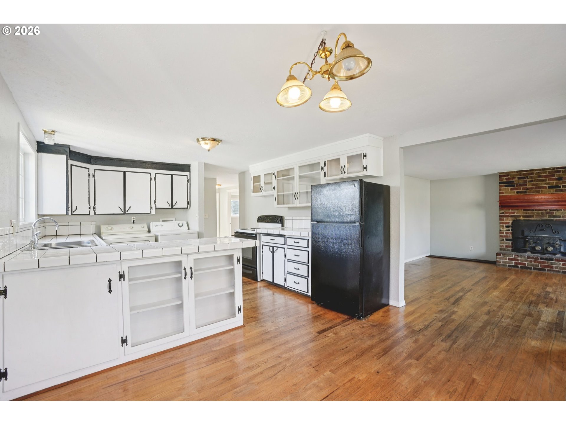 16810 East Burnside Street Portland, OR 97233 - Photo 11 of 36