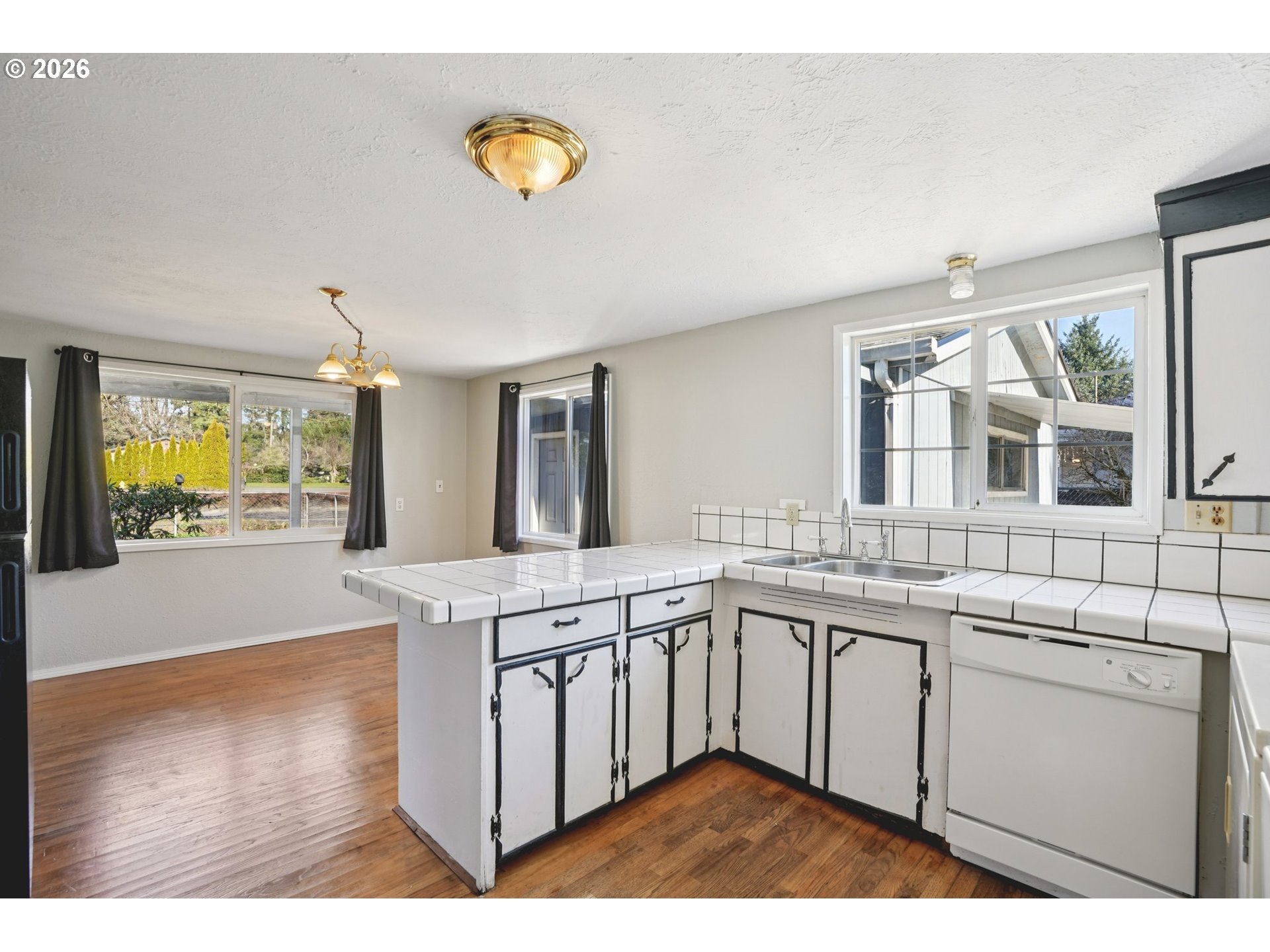 16810 East Burnside Street Portland, OR 97233 - Photo 16 of 36