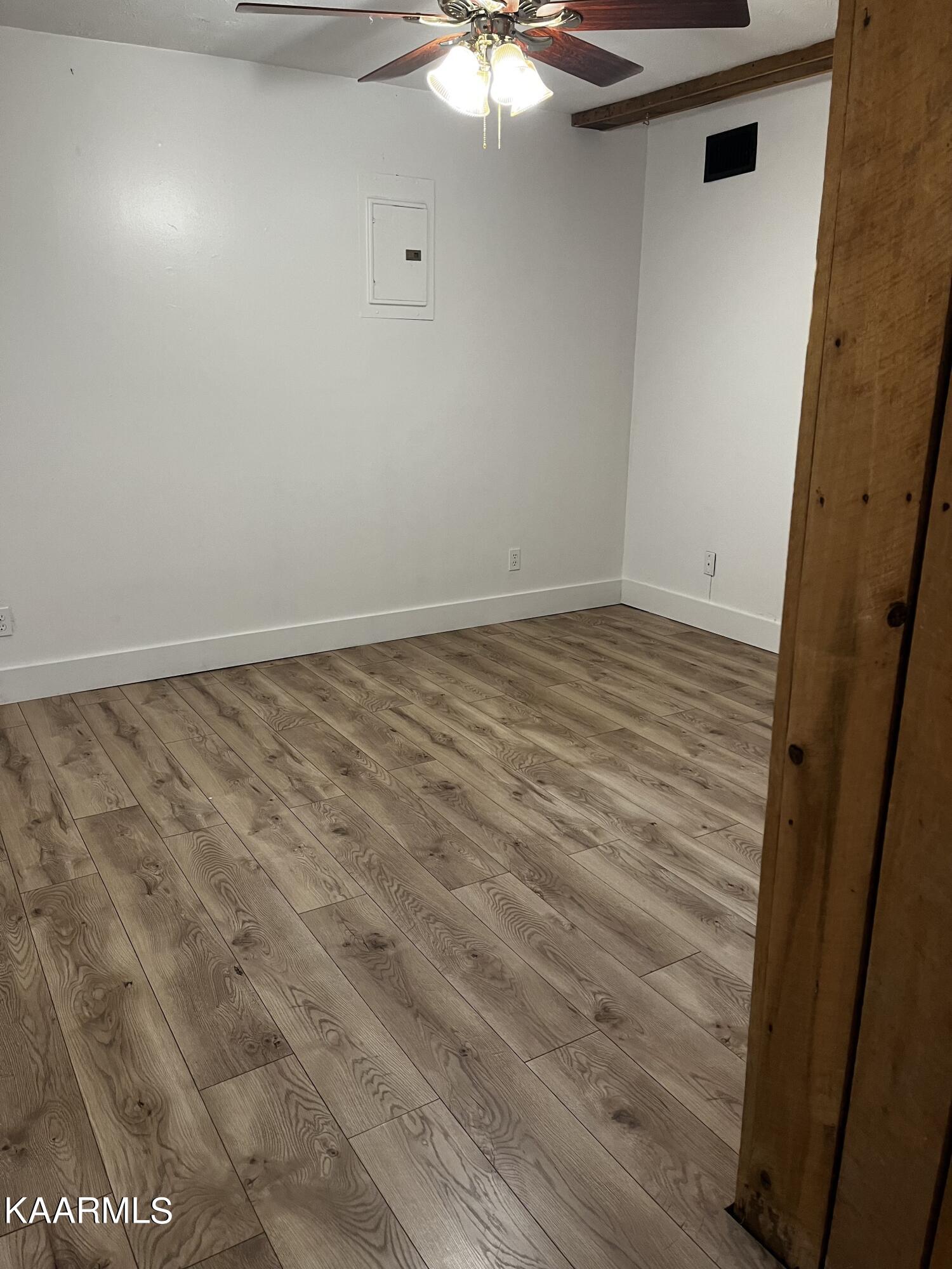 438 Miller Road Clinton, TN 37716 - Photo 30 of 44 Master Bedroom