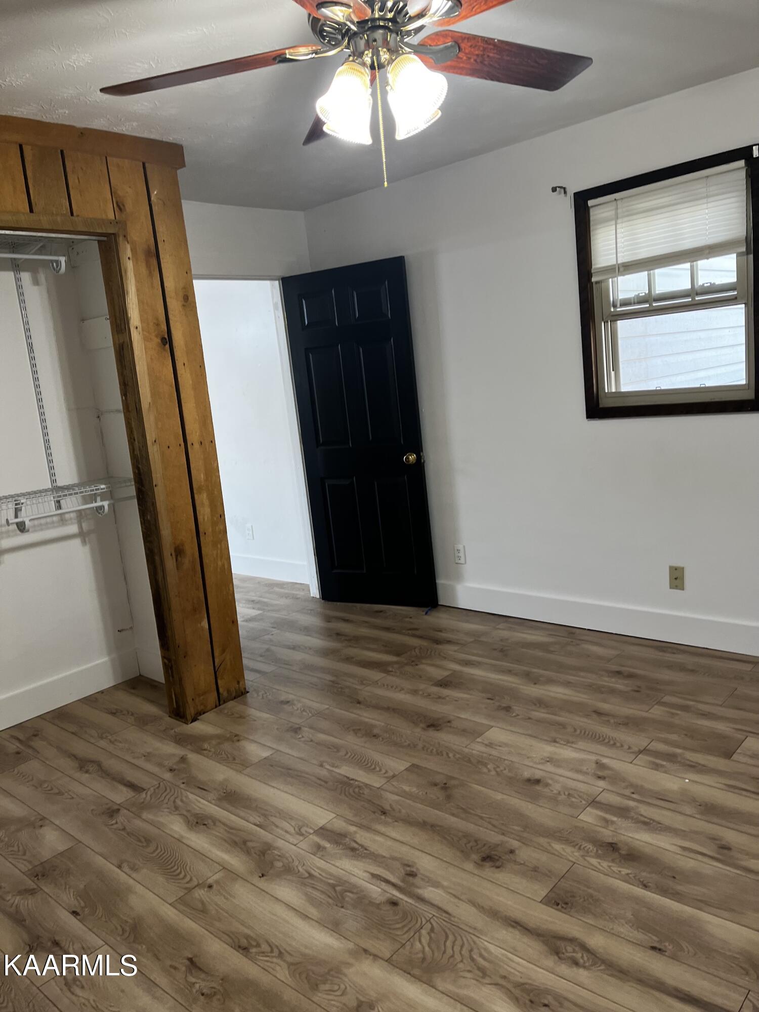 438 Miller Road Clinton, TN 37716 - Photo 33 of 44 master bedroom