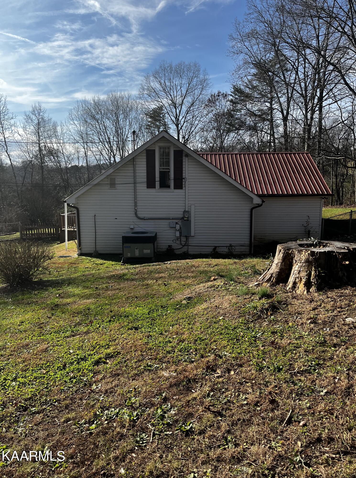 438 Miller Road Clinton, TN 37716 - Photo 5 of 44 back side view