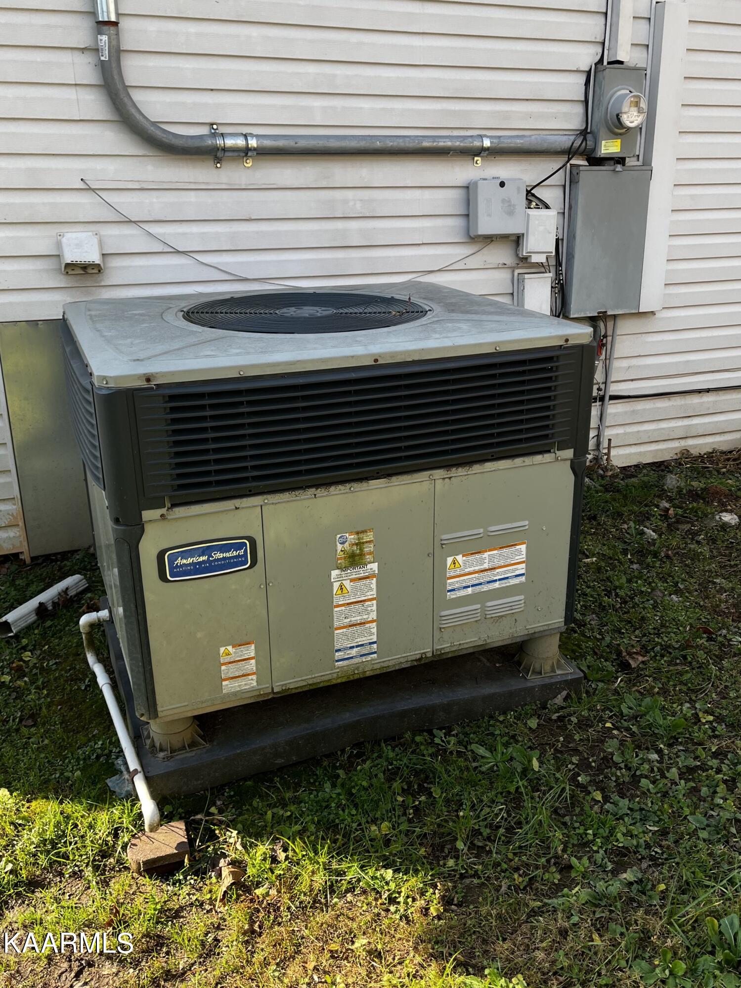 438 Miller Road Clinton, TN 37716 - Photo 10 of 44 HVAC