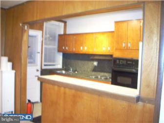 6603 Lotus Road Philadelphia, PA 19151 - Photo 4 of 5 Kitchen