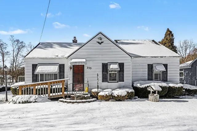$161,000 | 233 Oak Street, Battle Creek, MI 49037