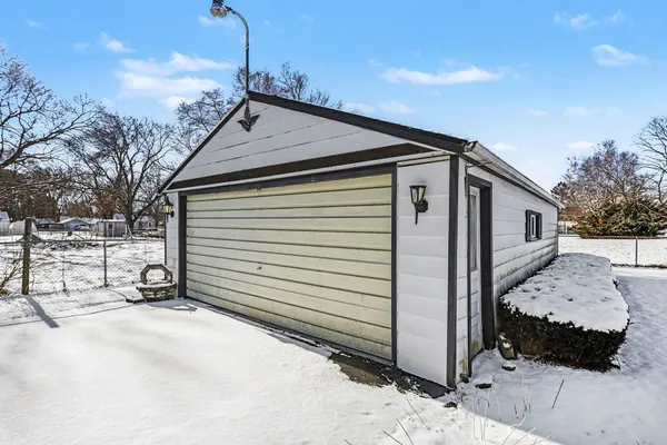 $155,500 | 233 Oak Street, Battle Creek, MI 49037