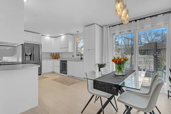 $599,000 | 1613 Fairway Lane, Naperville, IL 60565