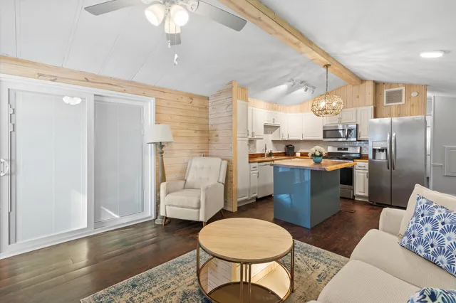 $455,000 | 31129 Ave G, Big Pine Key, FL 33043