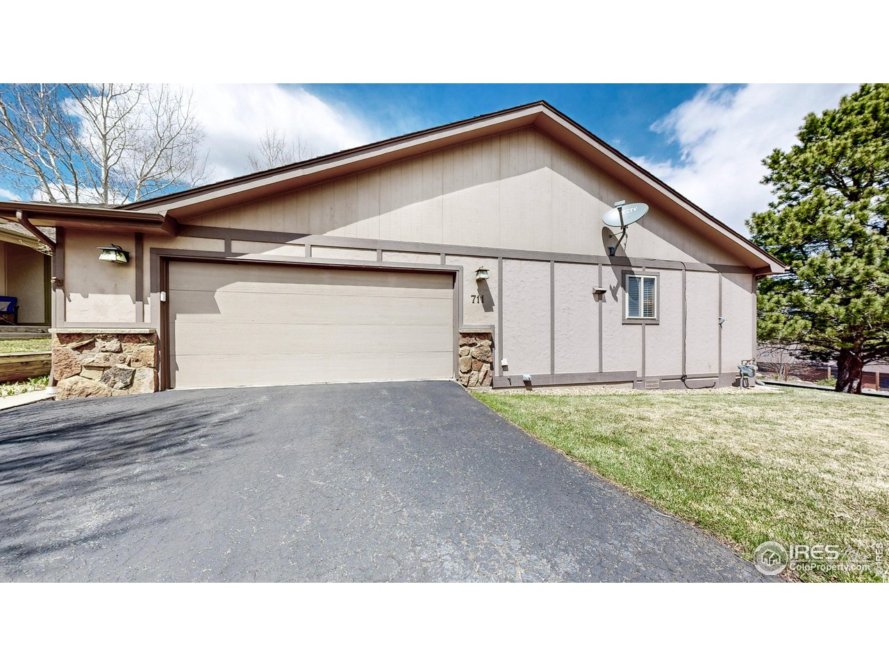711 Eagle Lane Estes Park, CO 80517 - Photo 14 of 20 a black and white photo of a house