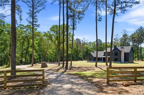 $989,900 | 270 Indian Creek Road, Good Hope, GA 30641