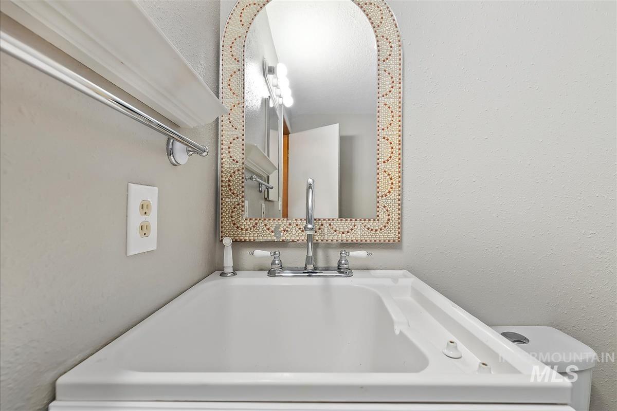 10 Crick Road Garden Valley, ID 83622 - Photo 13 of 42