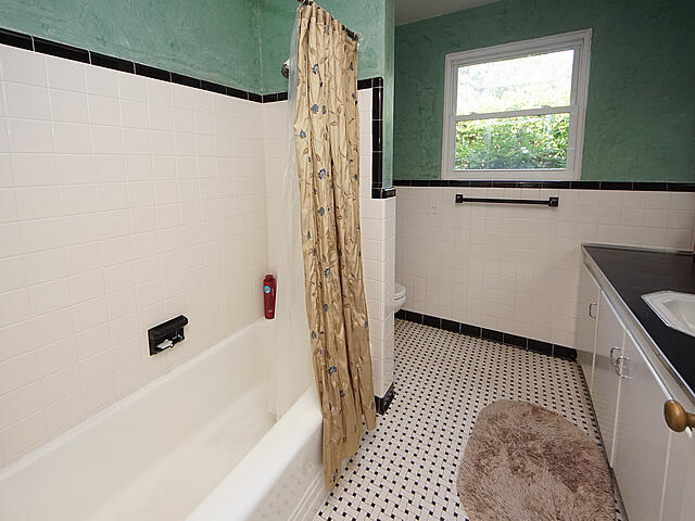 1176 Chesterfield Road North Charleston, SC 29405 - Photo 22 of 50 21