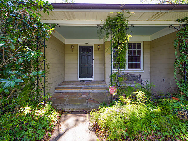 1176 Chesterfield Road North Charleston, SC 29405 - Photo 4 of 50 02