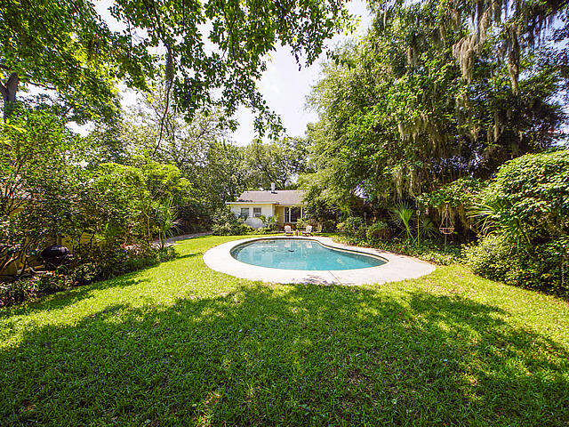 1176 Chesterfield Road North Charleston, SC 29405 - Photo 34 of 50 35