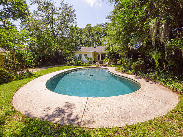 1176 Chesterfield Road North Charleston, SC 29405 - Photo 35 of 50 36