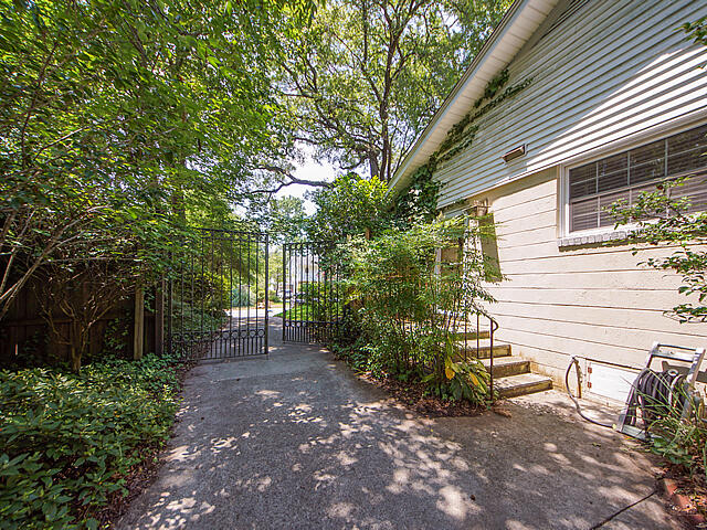 1176 Chesterfield Road North Charleston, SC 29405 - Photo 38 of 50 40