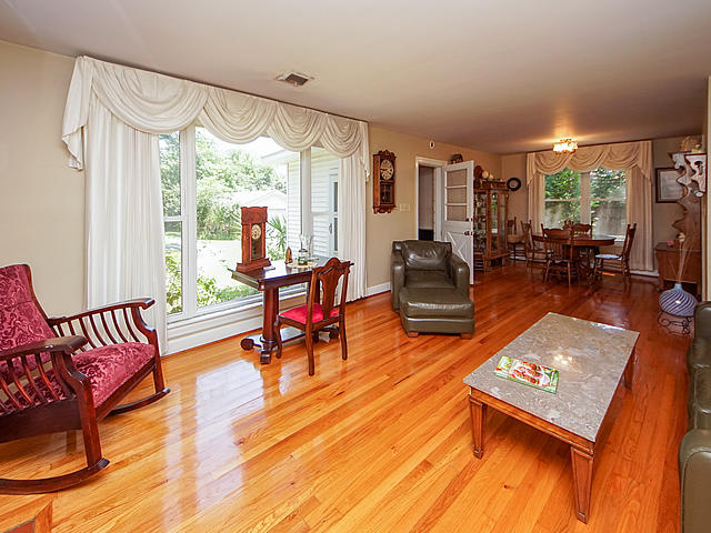 1176 Chesterfield Road North Charleston, SC 29405 - Photo 8 of 50 07