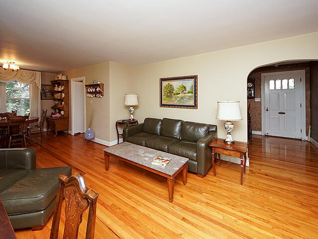 1176 Chesterfield Road North Charleston, SC 29405 - Photo 9 of 50 08
