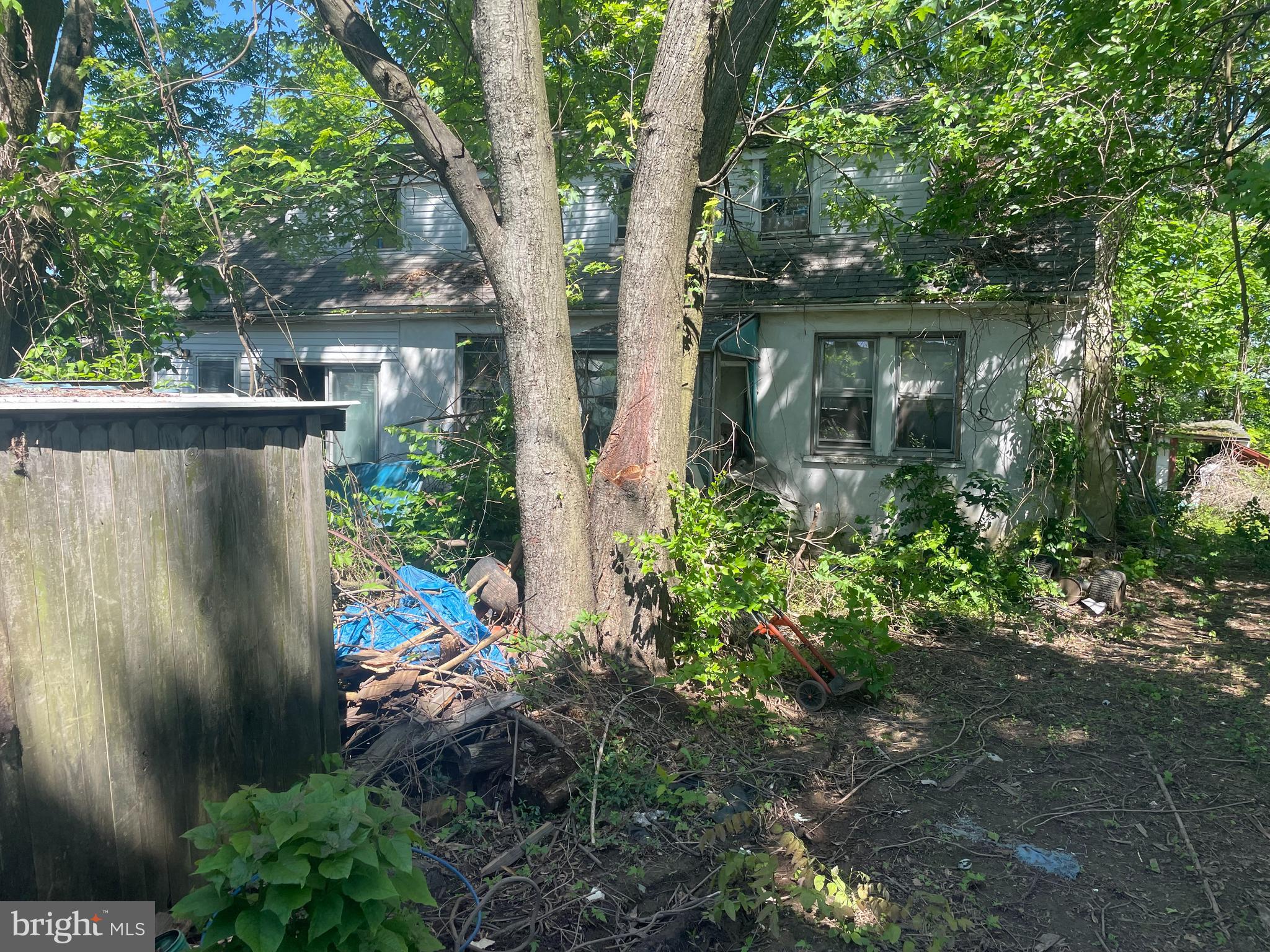 635 Elroy Road Souderton, PA 18964 - Photo 3 of 9