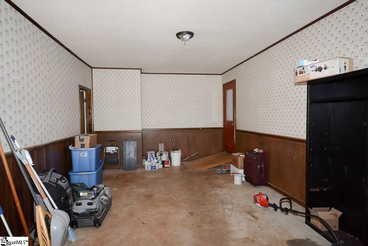 208 State Rd S-42-7477 Greer, SC 29651 - Photo 19 of 29 Gallery Image 19