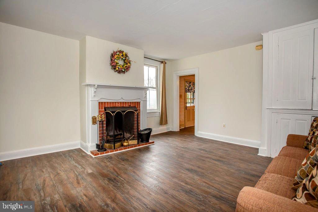 4977 Kenton Road Dover, DE 19904 - Photo 8 of 33 Another view of living room