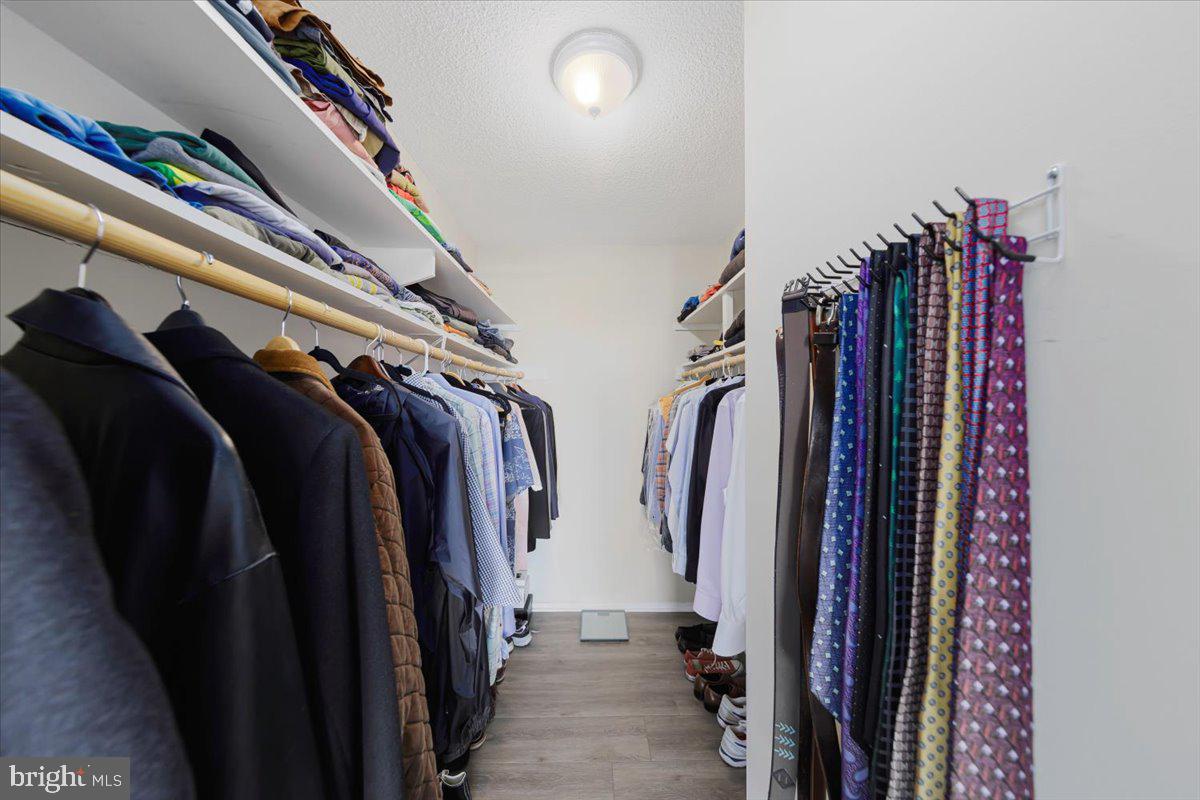 4141 North Henderson Road, Unit 913 Arlington, VA 22203 - Photo 14 of 41