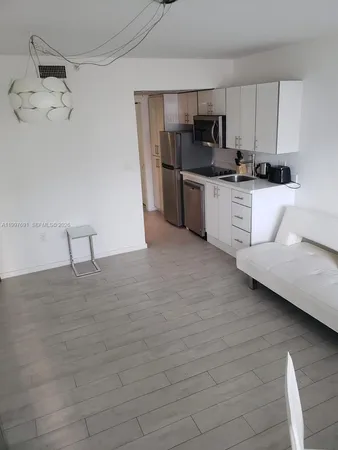 $1,850 | 1601 Meridian Avenue, Unit 105, Miami Beach, FL 33139
